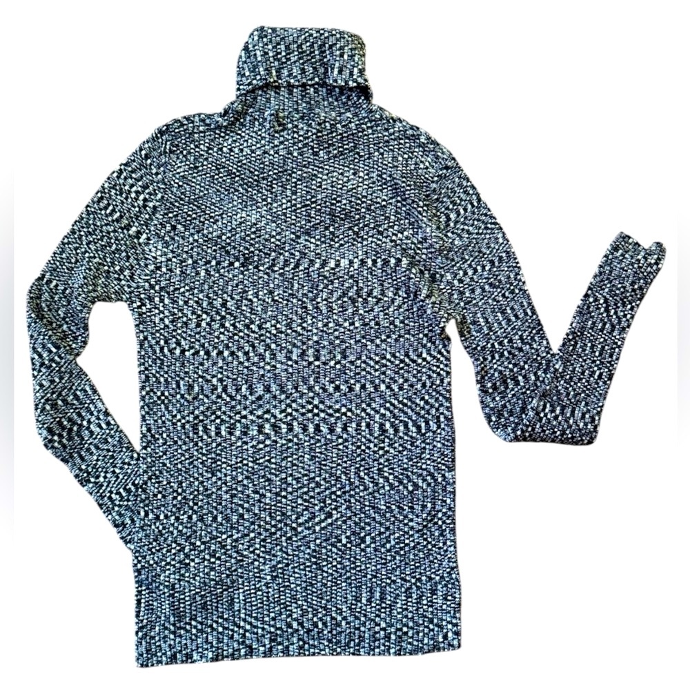 Austin Reed Ribbed Turtleneck - Picture 3 of 4